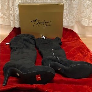 Thalia Sodi Boots size 7